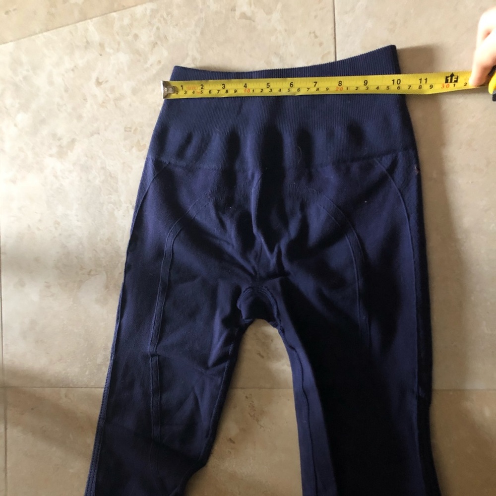 Lululemon Flow And Go Tight - image 4